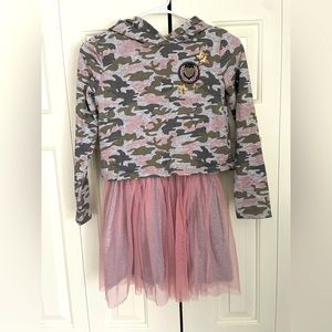 Two piece girls dress casual size medium. New without tags